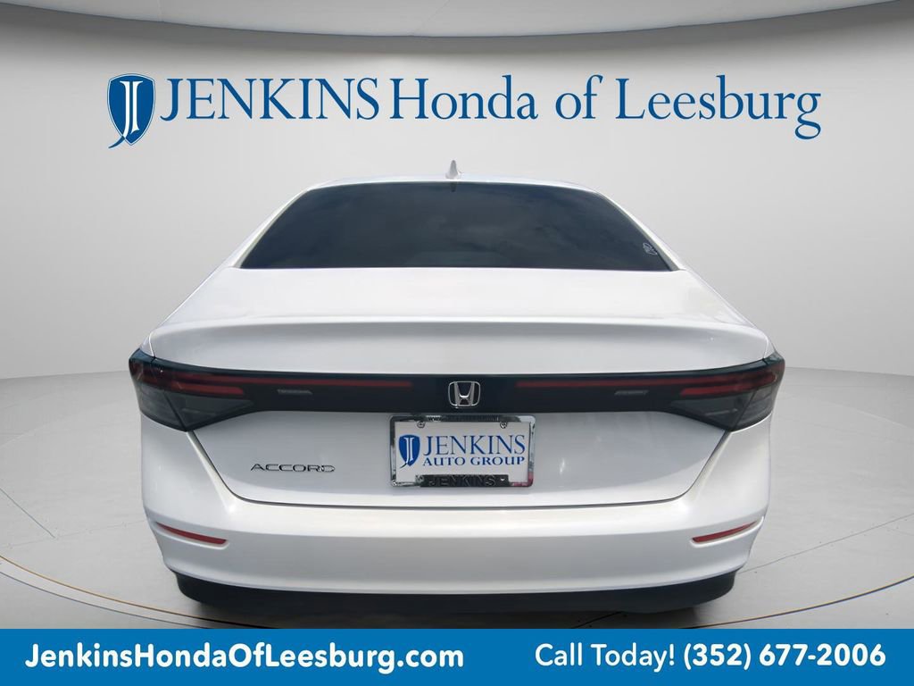 Certified 2025 Honda Accord LX image 5