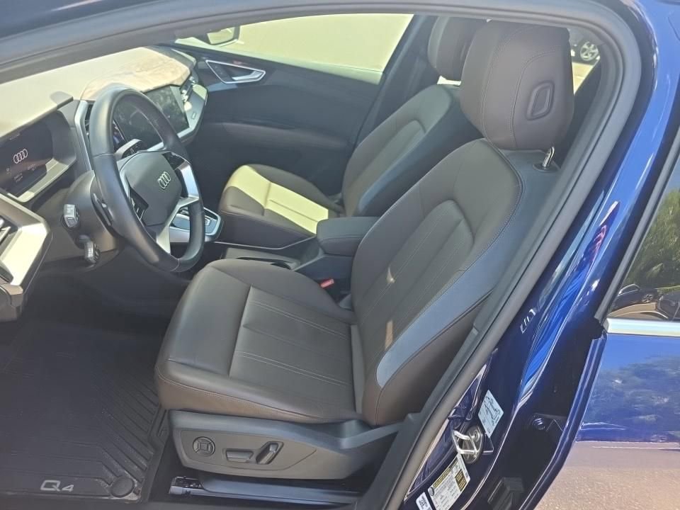 Used 2023 Audi Q4 e-tron Premium Plus w/ Premium Plus RWD image 9