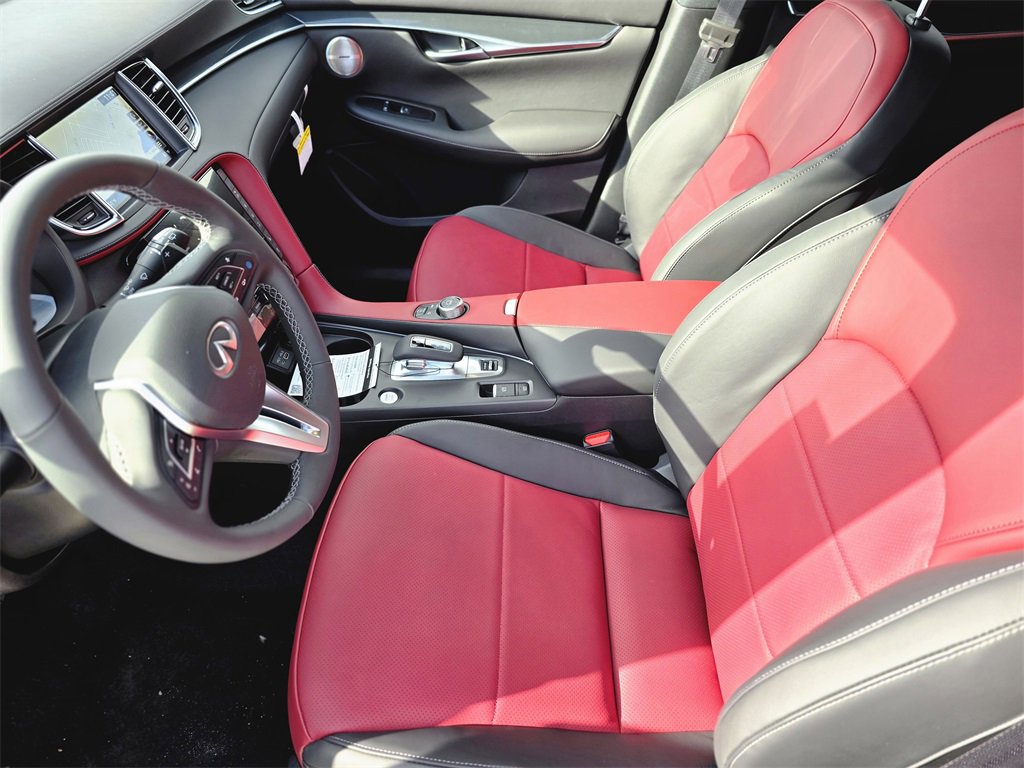 New 2025 INFINITI QX50 Sport image 17