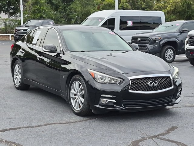 Used 2015 INFINITI Q50 AWD w/ Moonroof Package image 3