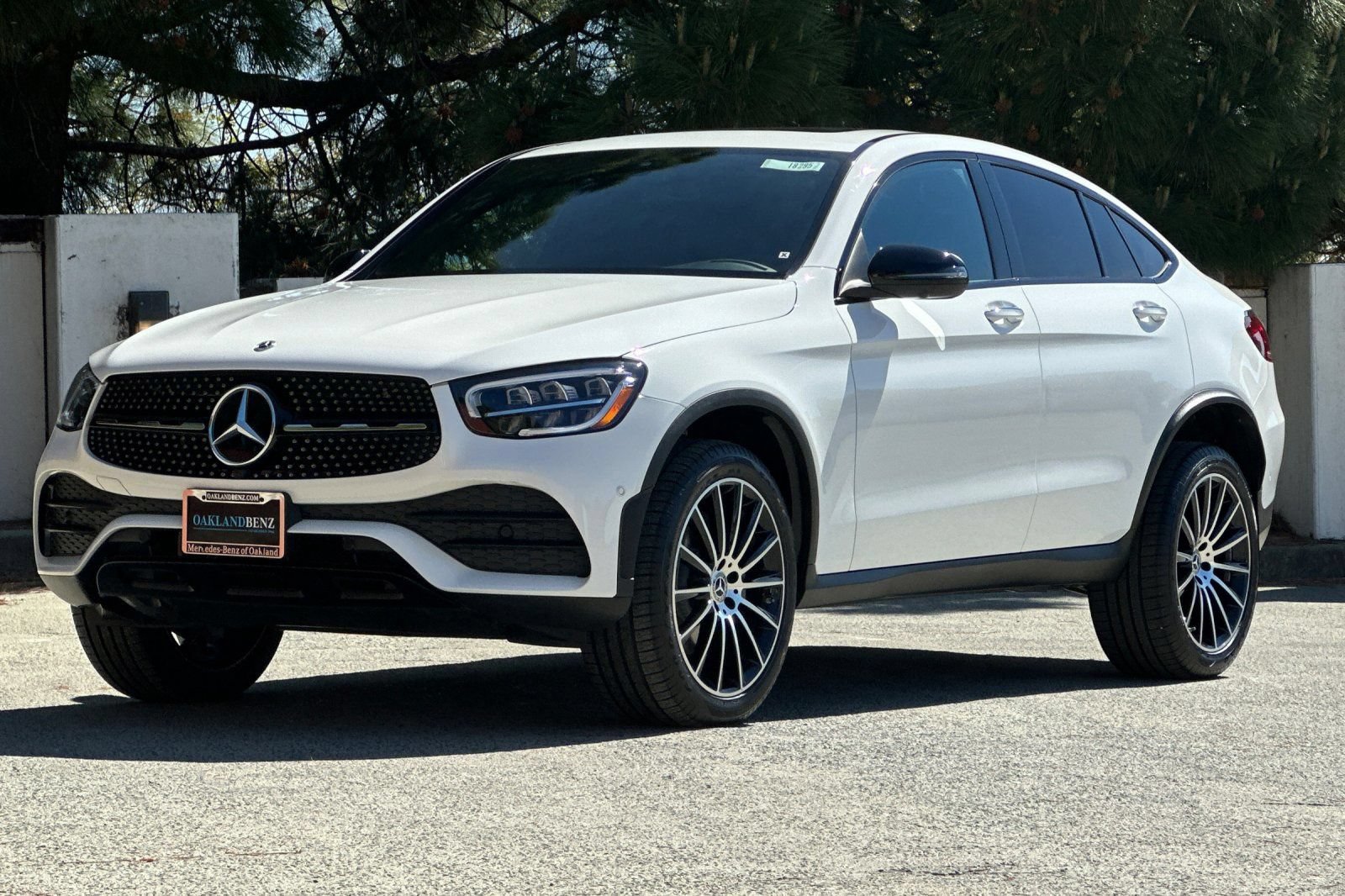 Certified 2021 Mercedes-Benz GLC 300 4MATIC Coupe image 8
