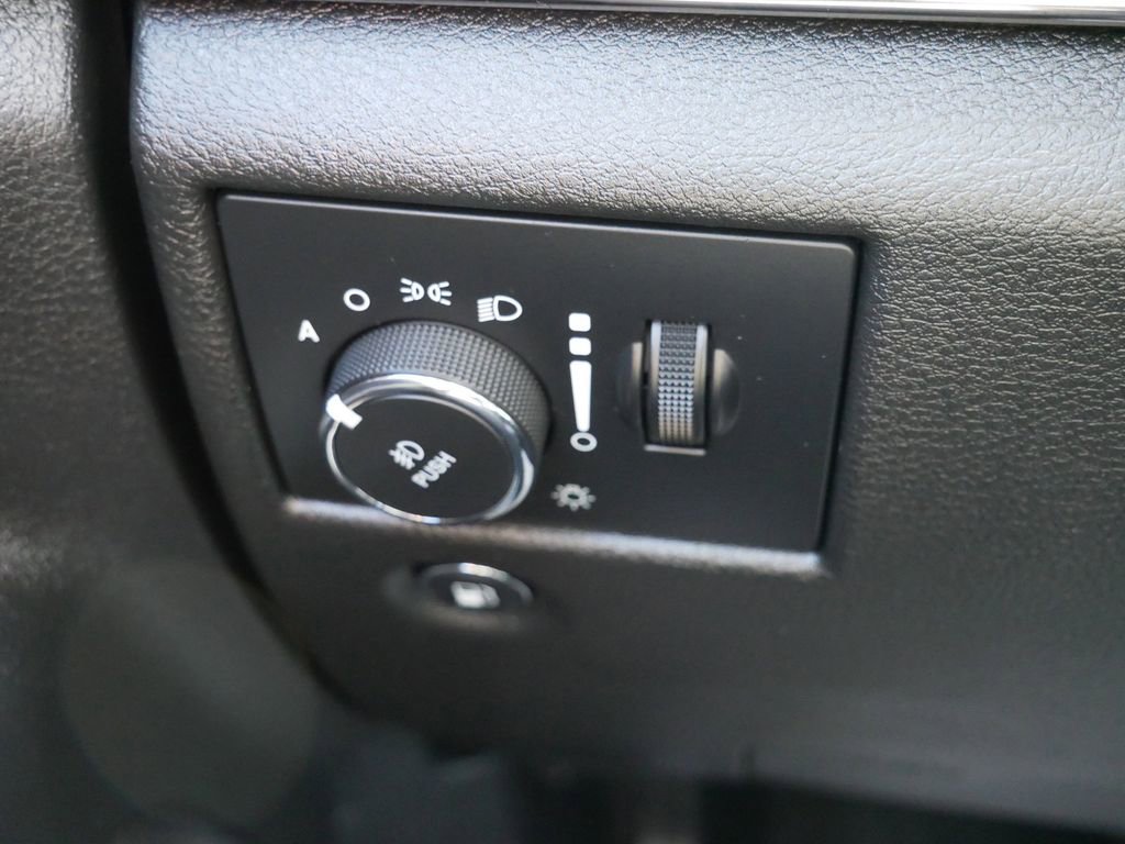 Used 2019 Jeep Grand Cherokee High Altitude AWD/4WD image 32
