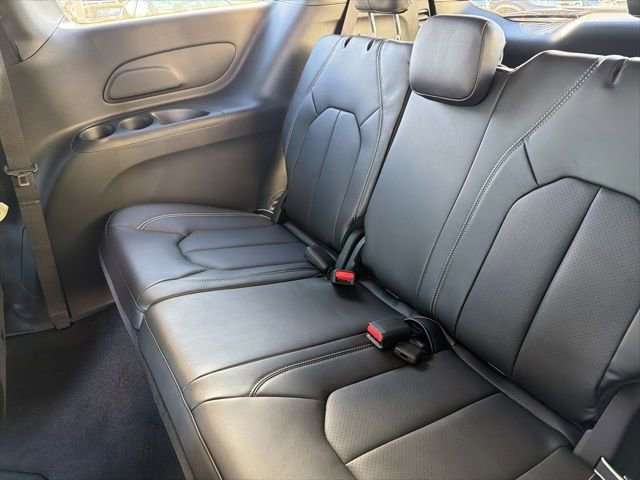 New 2026 Chrysler Pacifica Select w/ S Appearance Package image 7