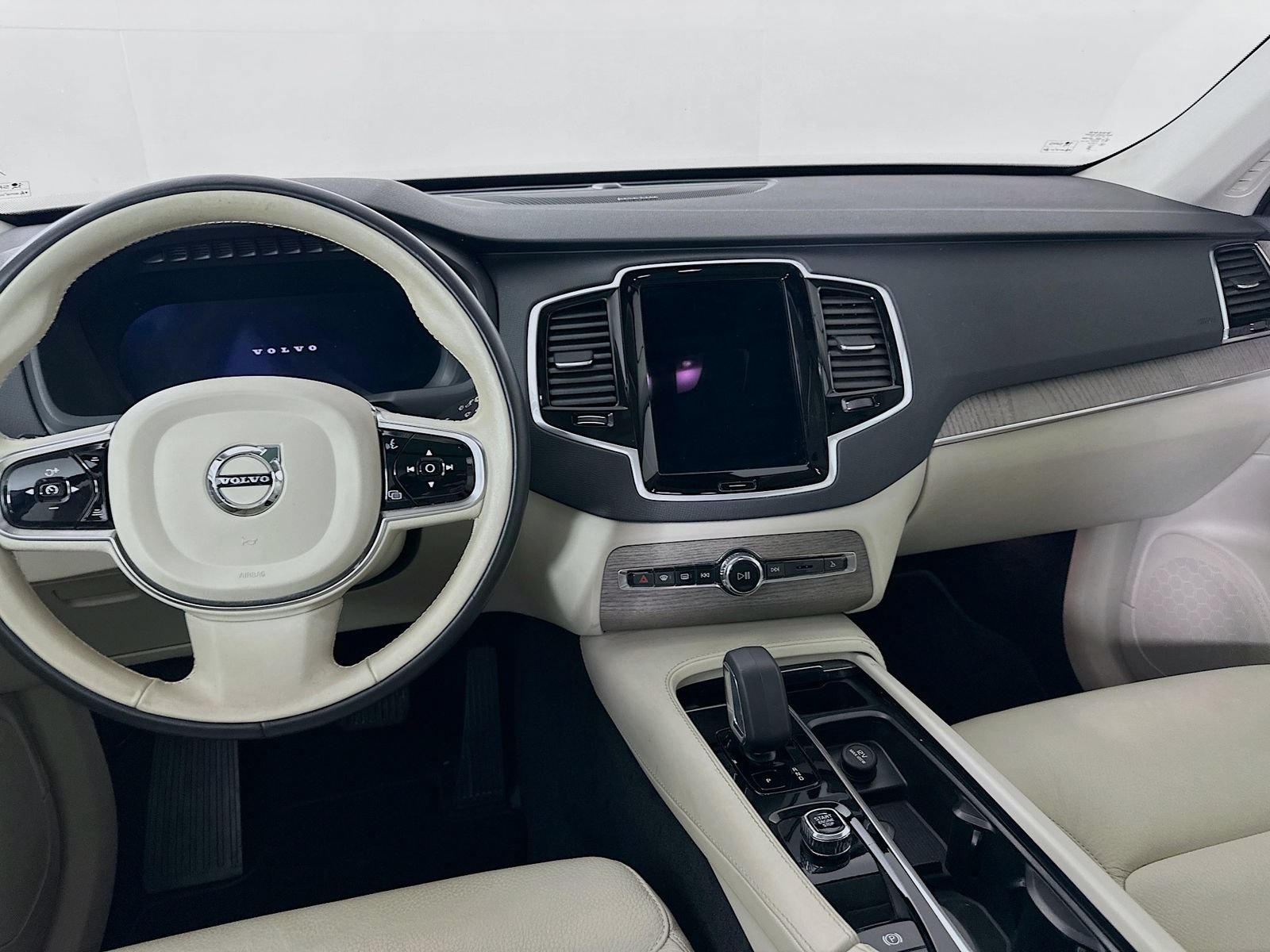 Used 2023 Volvo XC90 B6 Plus w/ Protection Package Premier AWD/4WD image 23