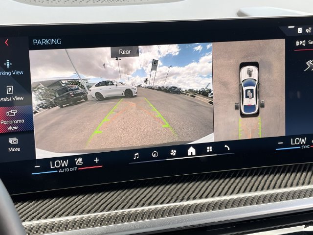 Used 2026 BMW X6 M60i AWD/4WD image 28