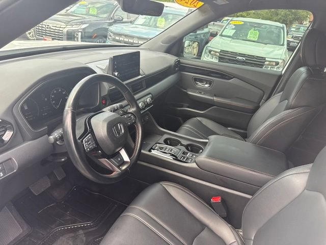 Used 2024 Honda Pilot TrailSport image 11