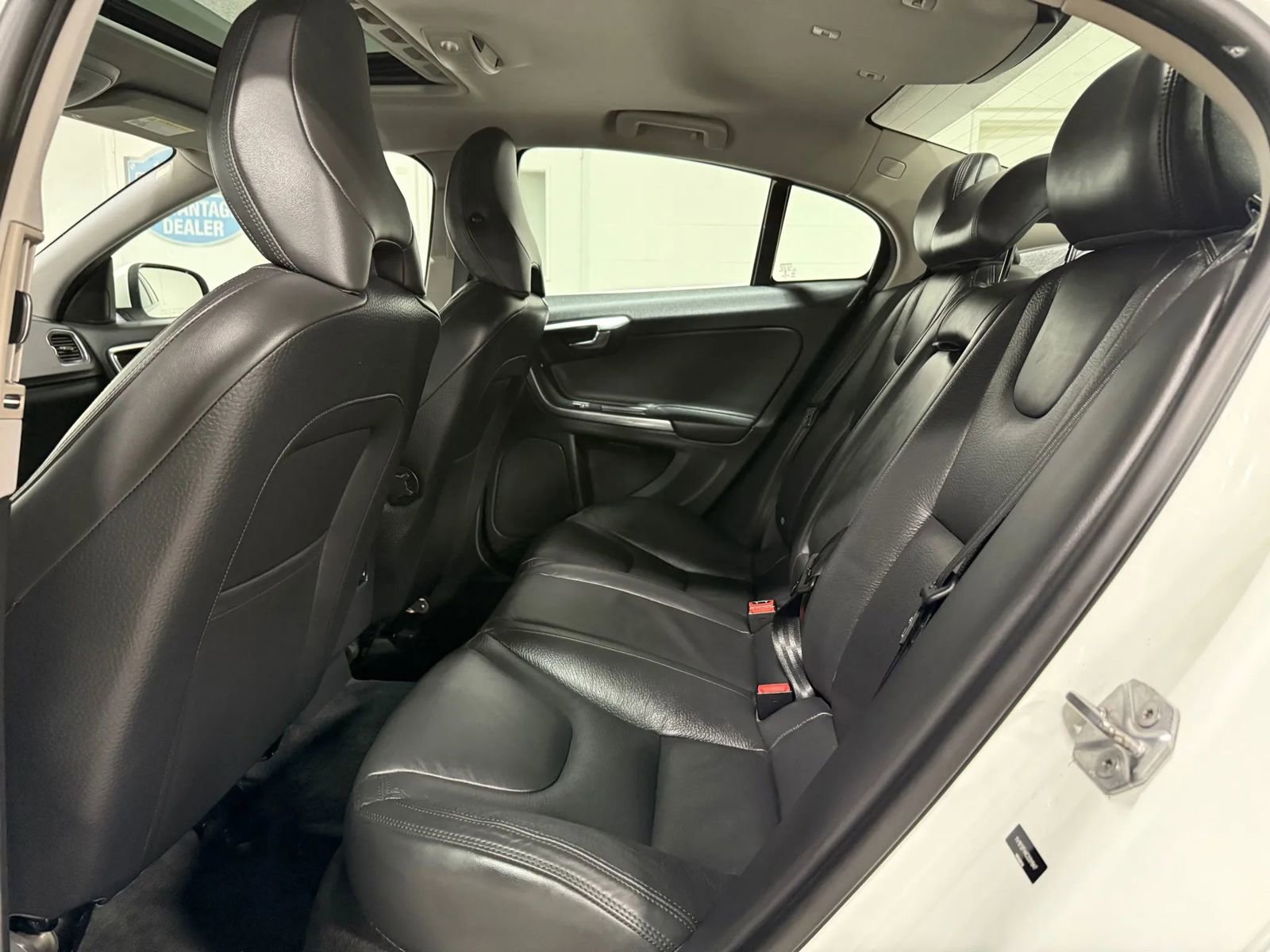 Used 2014 Volvo S60 T5 w/ Climate Package image 40