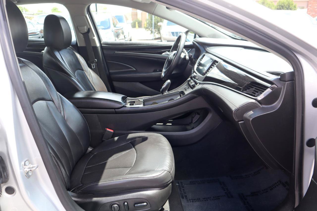Used 2018 Buick LaCrosse Essence FWD image 9