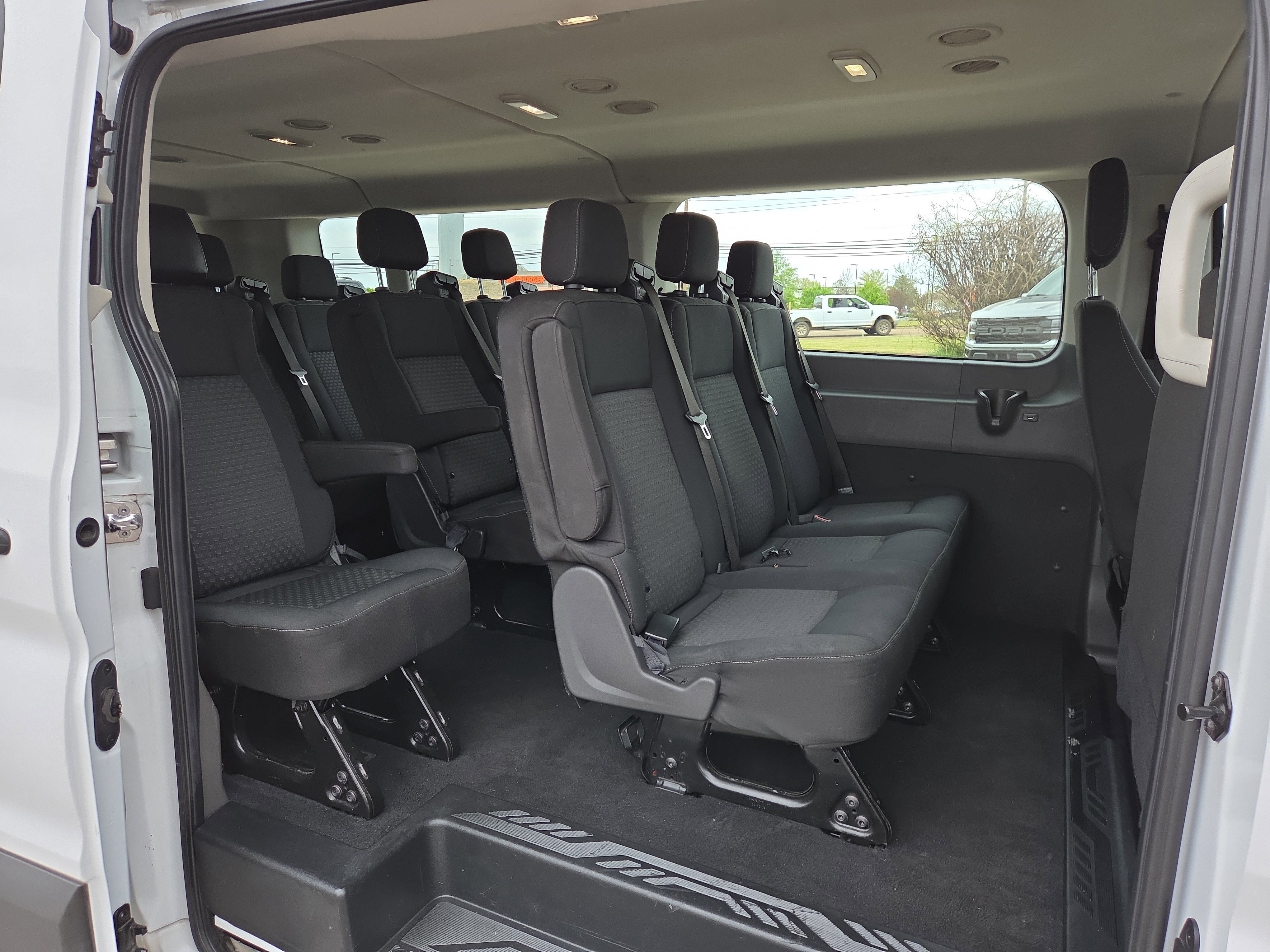 Used 2023 Ford Transit 350 XLT image 12
