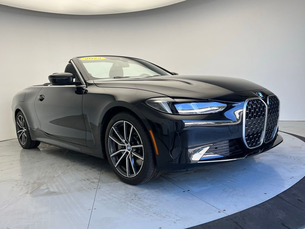 Certified 2025 BMW 430i Convertible RWD image 3