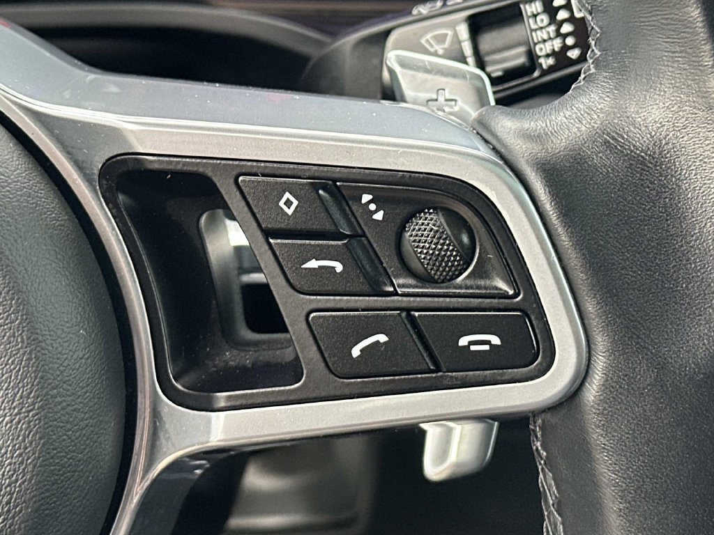 Used 2023 Porsche Cayenne Platinum Edition AWD/4WD image 27