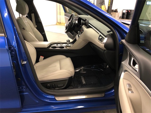 Used 2022 Genesis G70 3.3T w/ Sport Advanced Package image 33