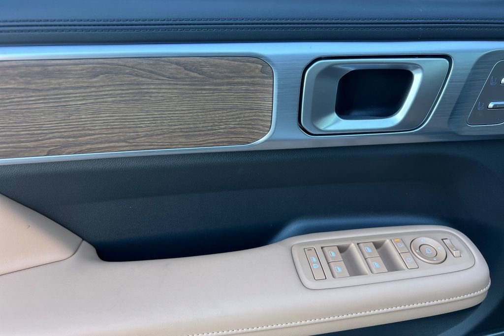 New 2026 Hyundai Santa Fe Limited image 9