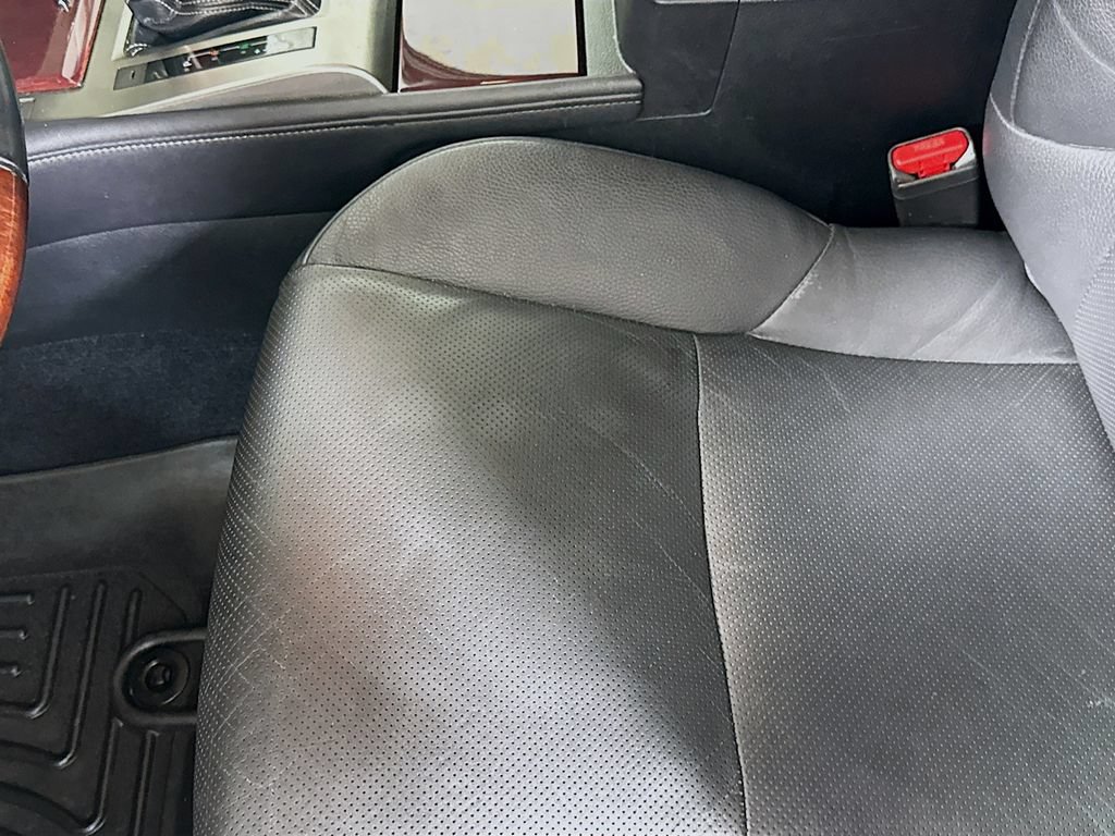 Used 2016 Lexus GX 460 w/ Premium Package AWD/4WD image 18