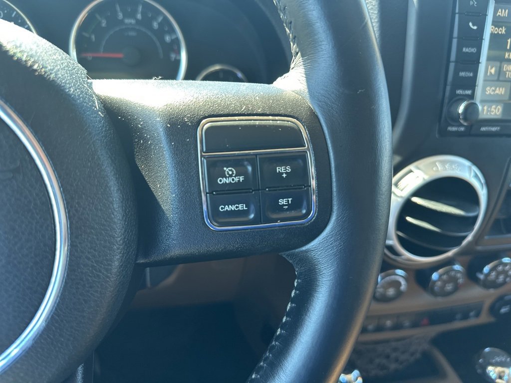 Used 2014 Jeep Wrangler Unlimited Sahara w/ Max Tow Package image 7