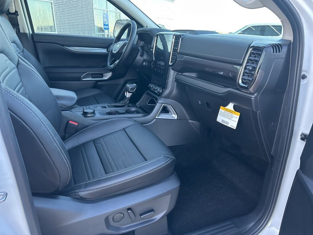 New 2025 Ford Ranger Lariat w/ Chrome Accent Package image 10