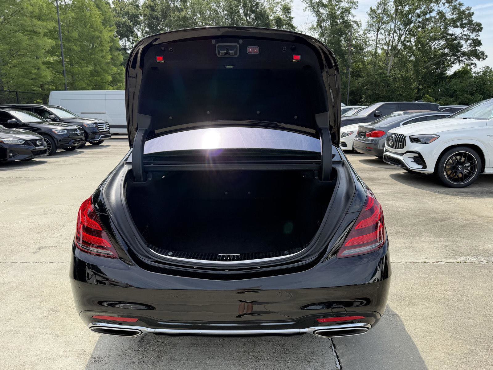 Used 2020 Mercedes-Benz S 560 Sedan image 21
