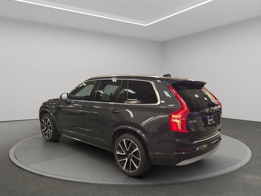 Used 2022 Volvo XC90 T6 Momentum AWD/4WD image 3