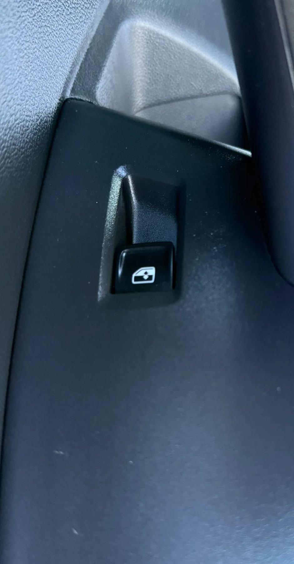 Used 2020 Volkswagen Jetta SEL Premium FWD image 29
