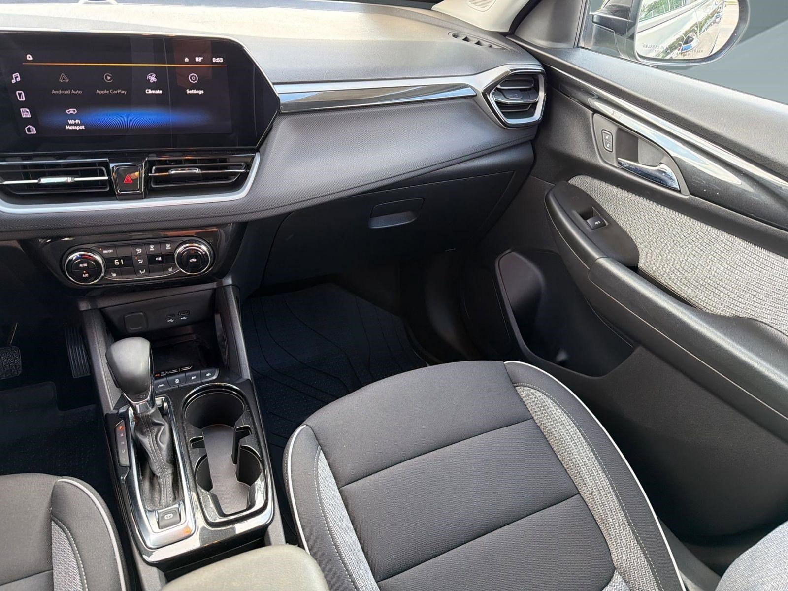 Certified 2026 Chevrolet TrailBlazer LT w/ Convenience Package FWD image 29