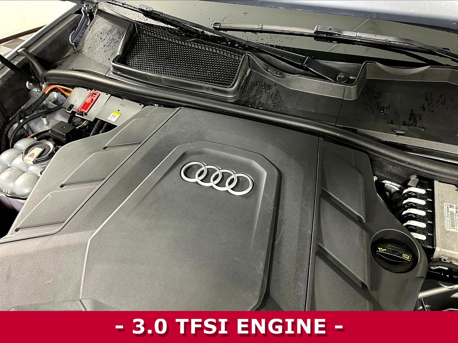 Used 2019 Audi Q8 Prestige w/ Cold Weather Package AWD/4WD image 31
