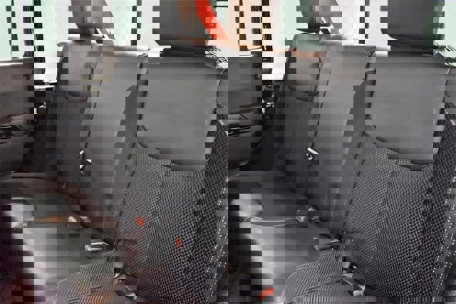 Used 2017 Jeep Wrangler Unlimited Sahara image 7