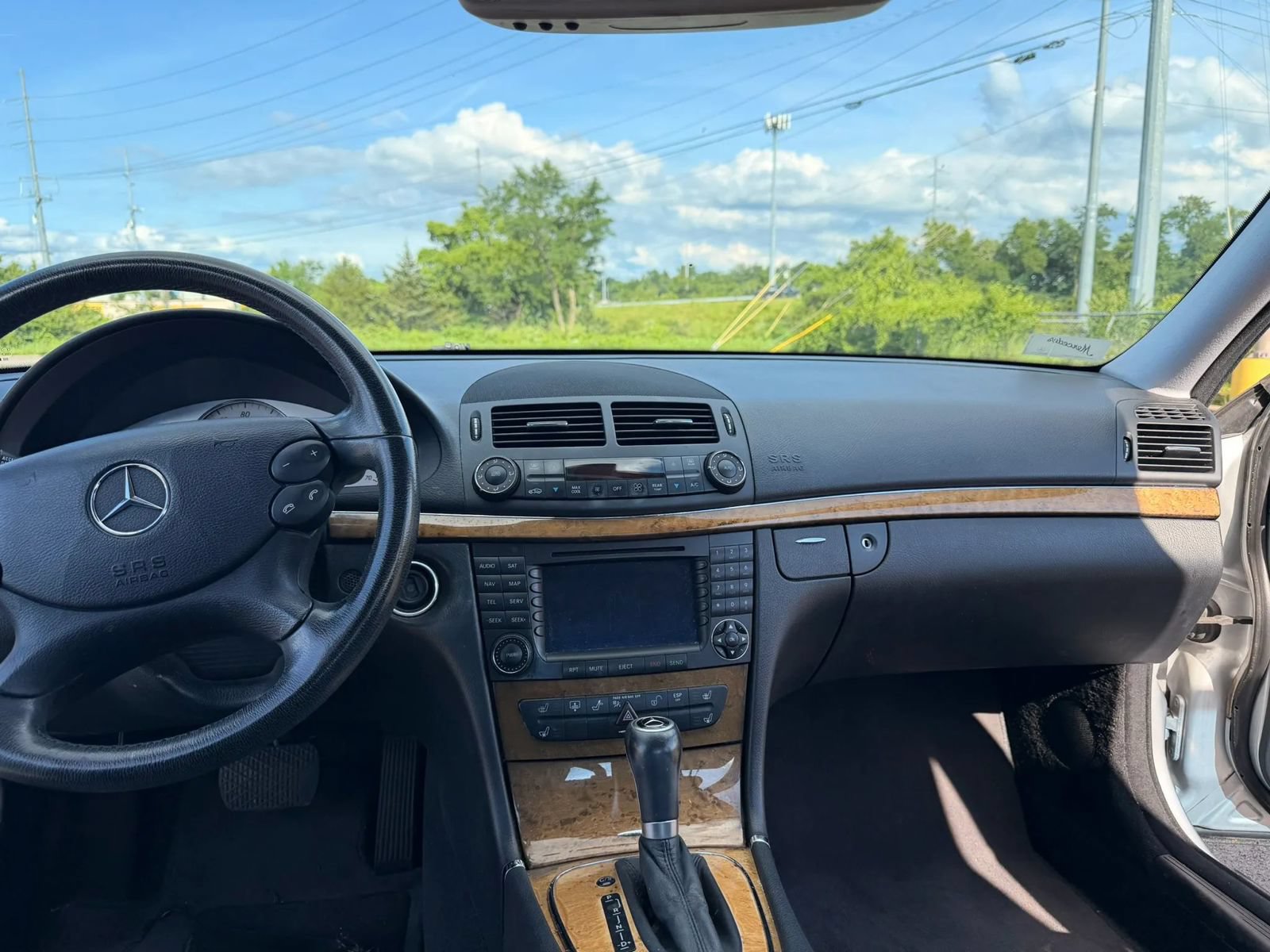 Used 2007 Mercedes-Benz E 550 Sedan image 22
