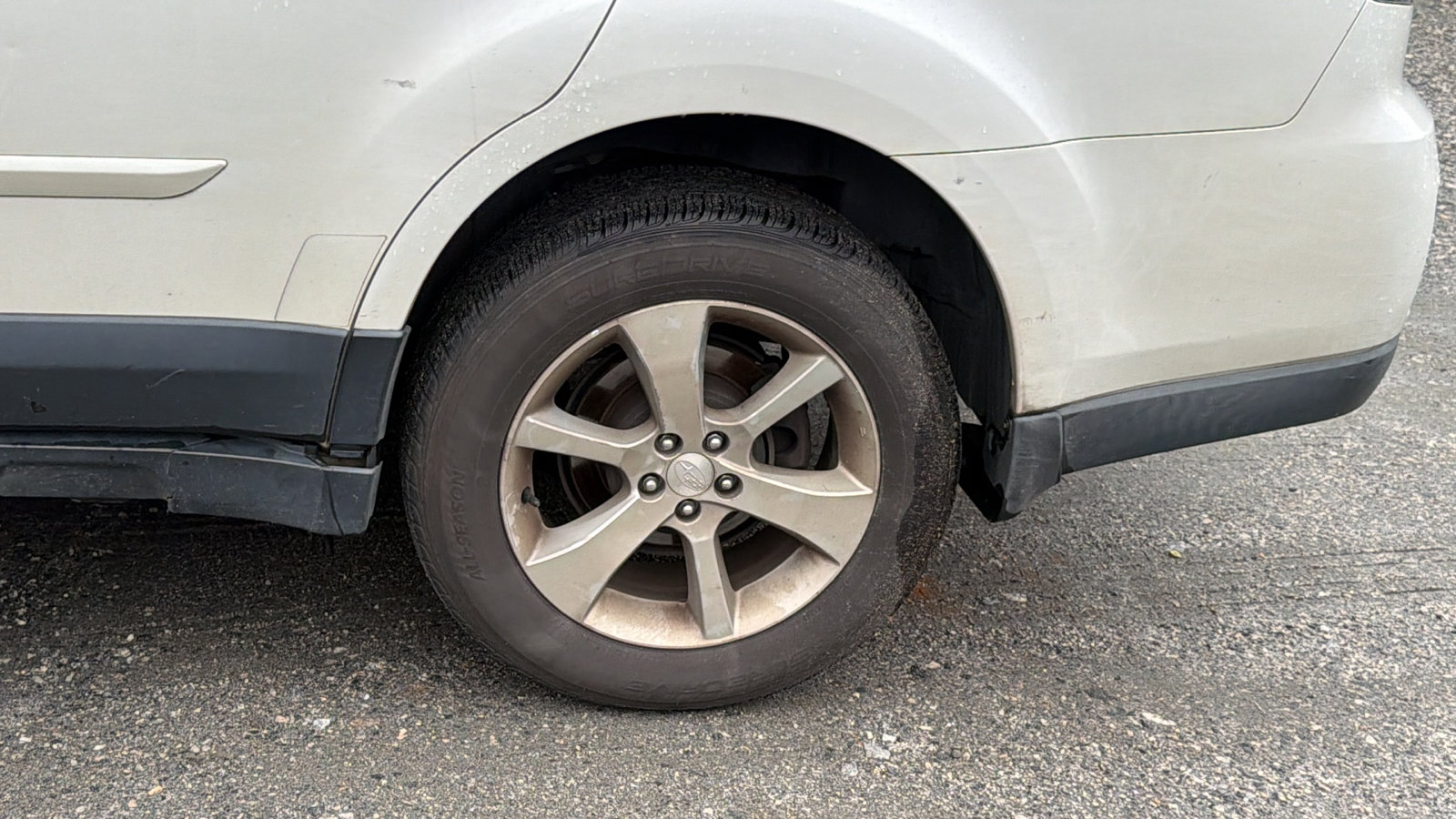 Used 2013 Subaru Outback 2.5i Limited w/ Moonroof Pkg image 12