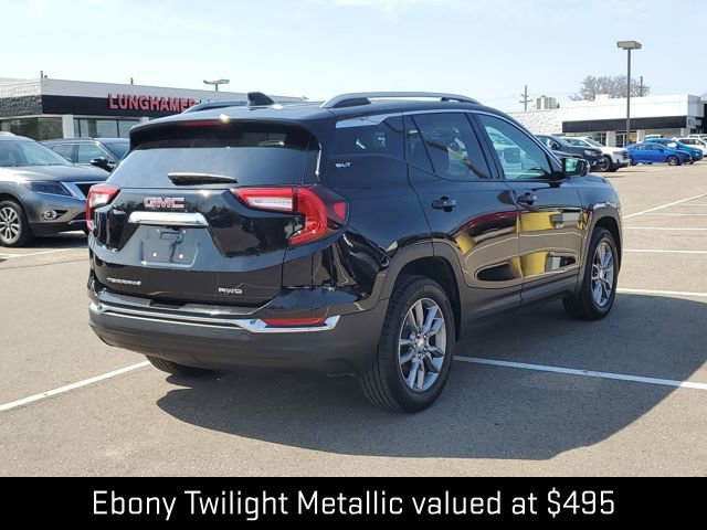 Used 2023 GMC Terrain SLT w/ Tech Package image 4