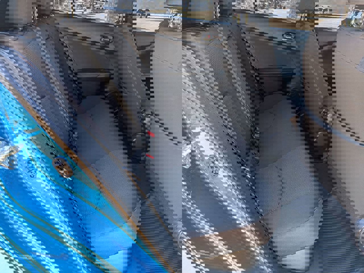 Used 2022 Toyota Prius LE image 24