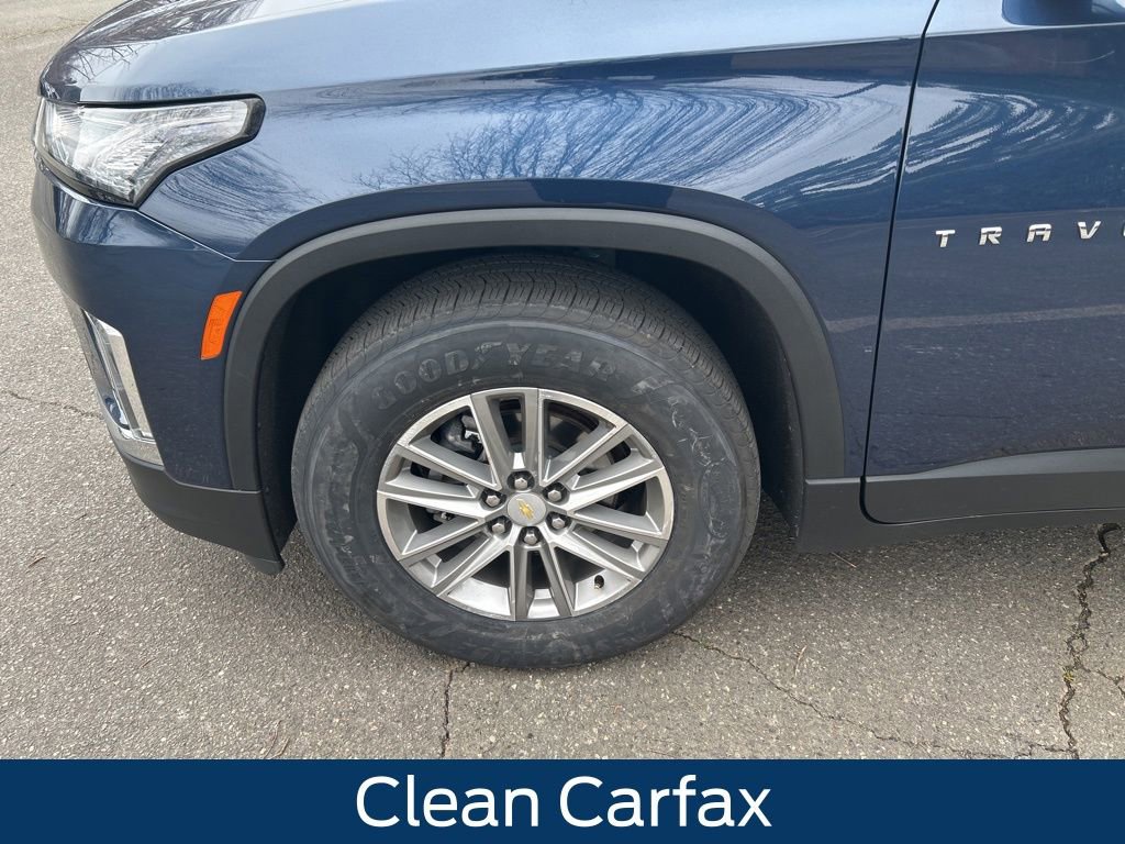 Certified 2023 Chevrolet Traverse LT image 3