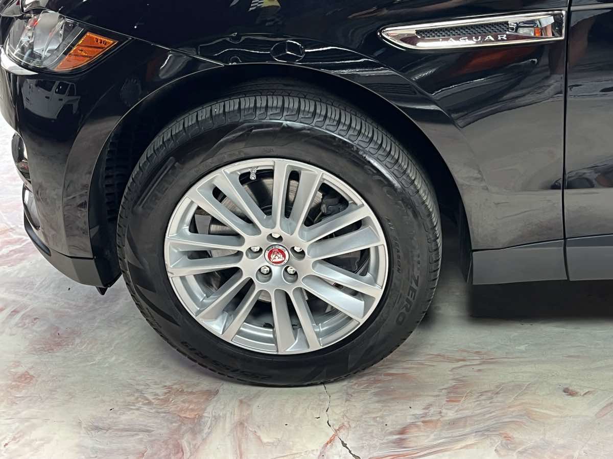 Used 2017 Jaguar F-PACE Prestige AWD/4WD image 28