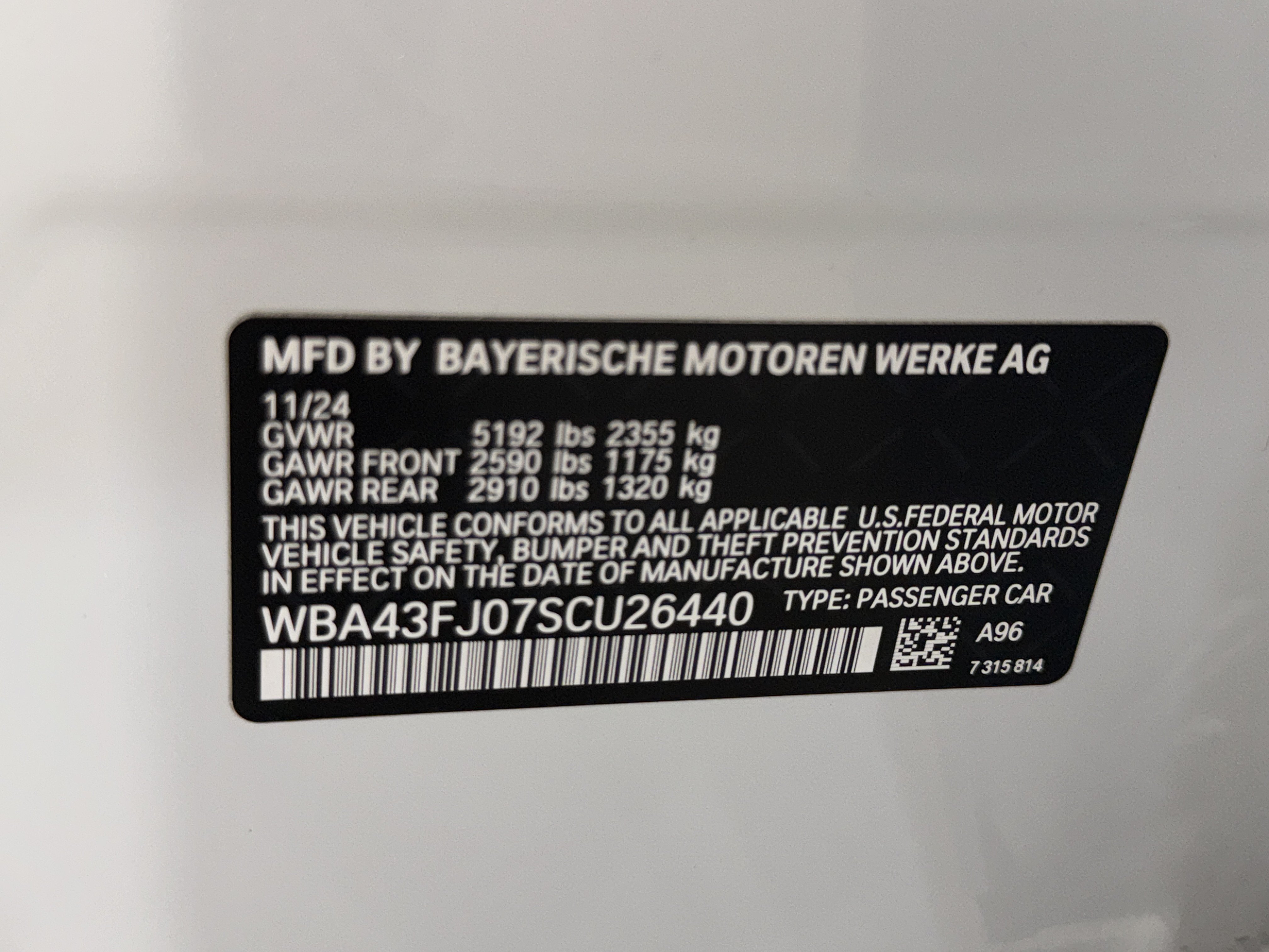 Used 2025 BMW 530i w/ Premium Package RWD image 37