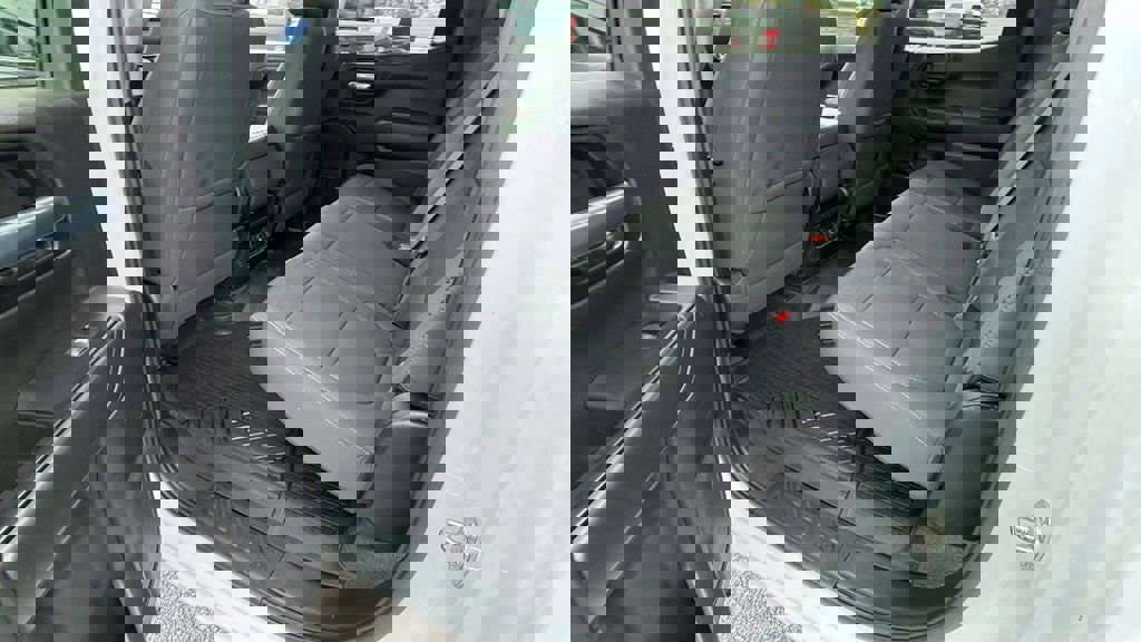 Used 2020 Chevrolet Silverado 1500 LT w/ All-Star Edition image 20