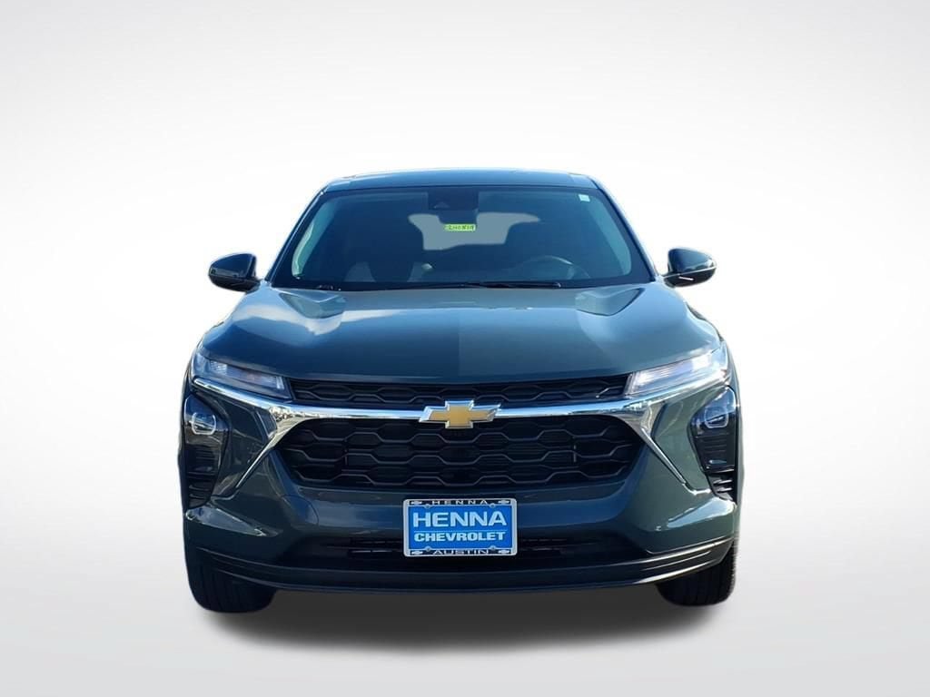 New 2026 Chevrolet Trax LS w/ LS Convenience Package FWD image 9