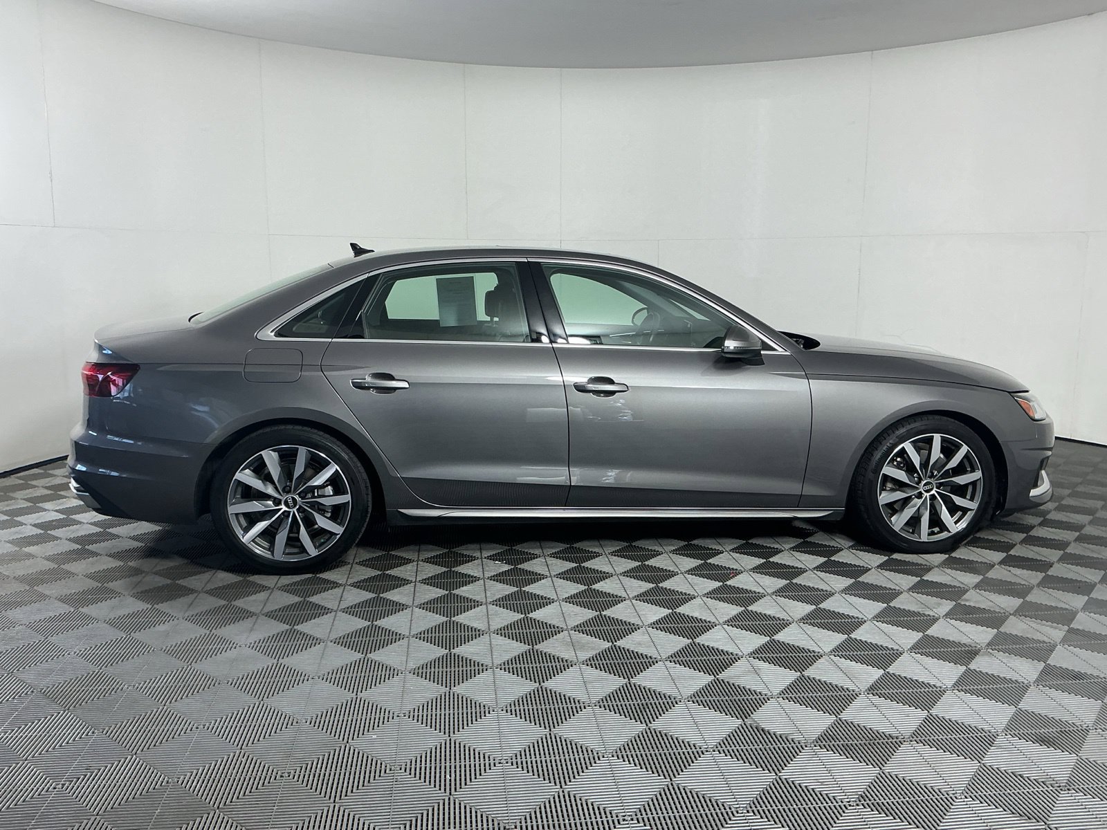 Used 2021 Audi A4 2.0T Premium AWD/4WD image 9