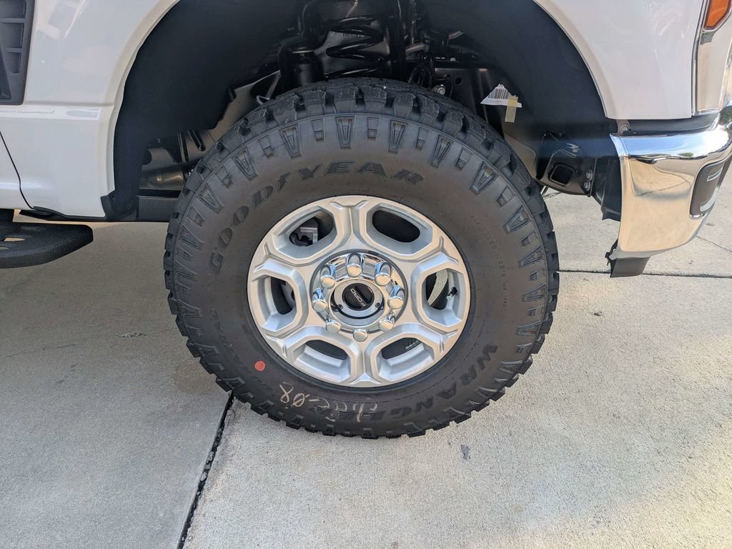 New 2027 Ford F250 XL w/ 360-Degree Camera Package AWD/4WD image 10