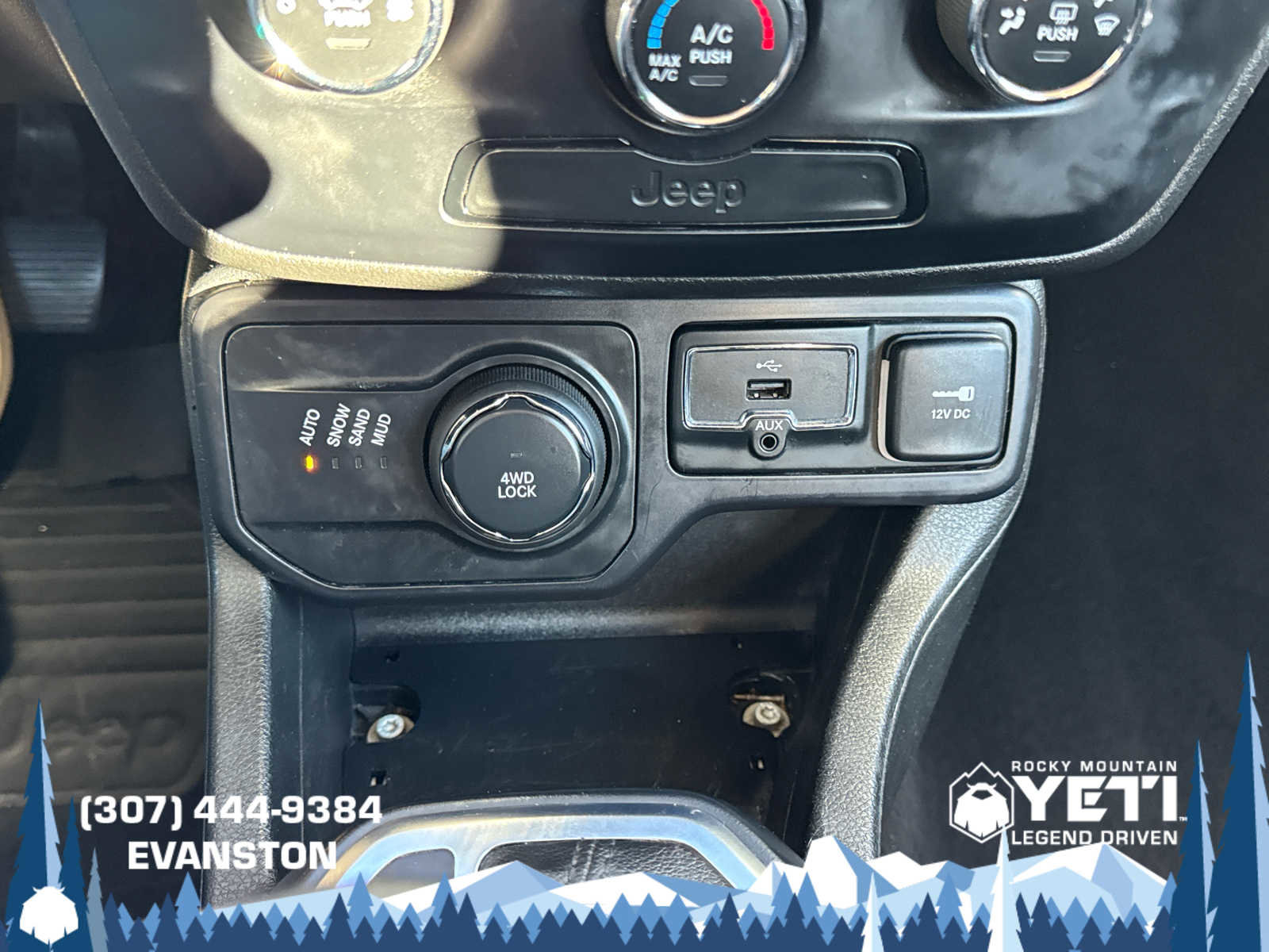Used 2019 Jeep Renegade Sport image 27