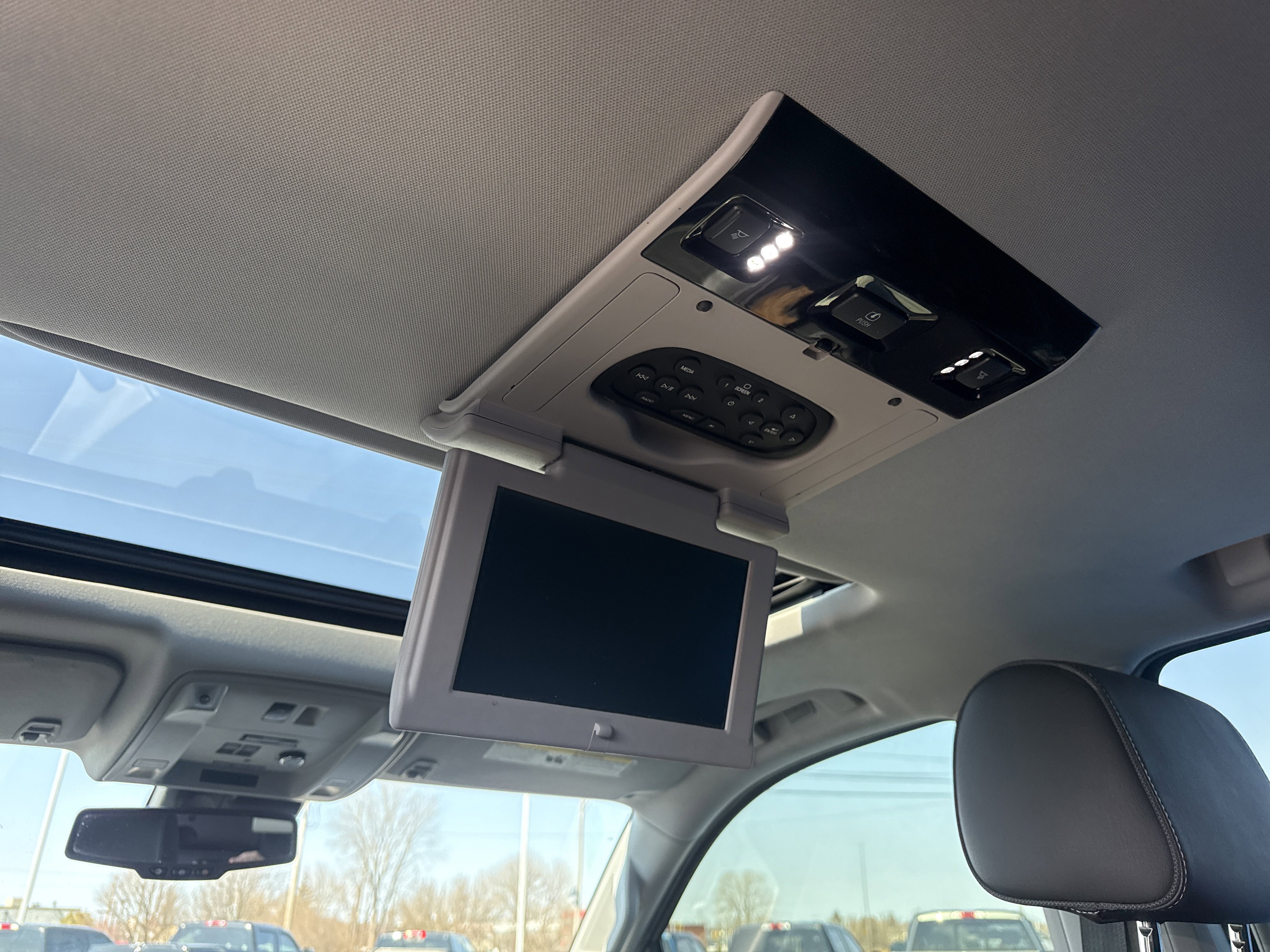 Used 2020 GMC Yukon Denali w/ Denali Ultimate Package image 5