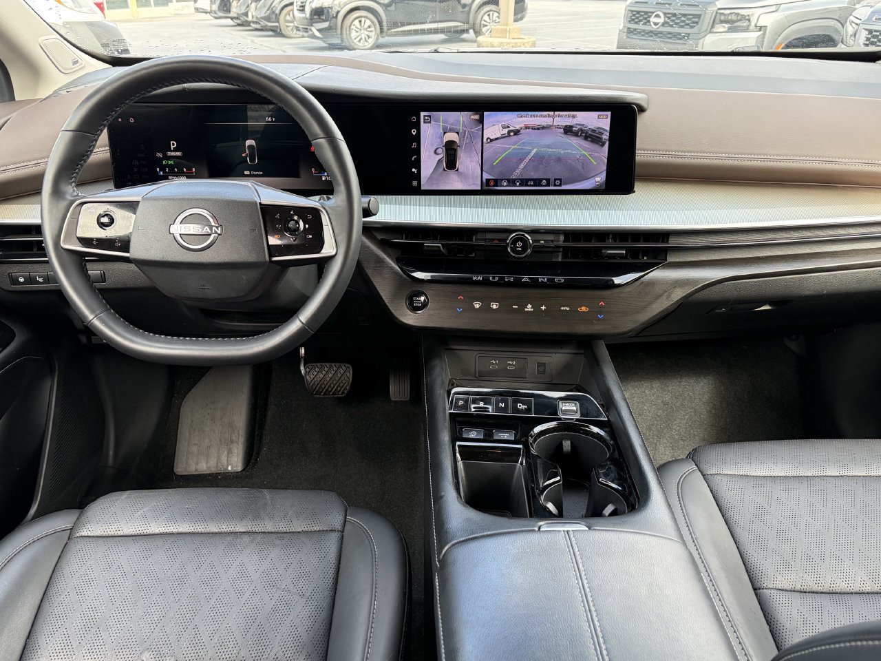 Certified 2026 Nissan Murano Platinum w/ Cargo Package AWD/4WD image 2