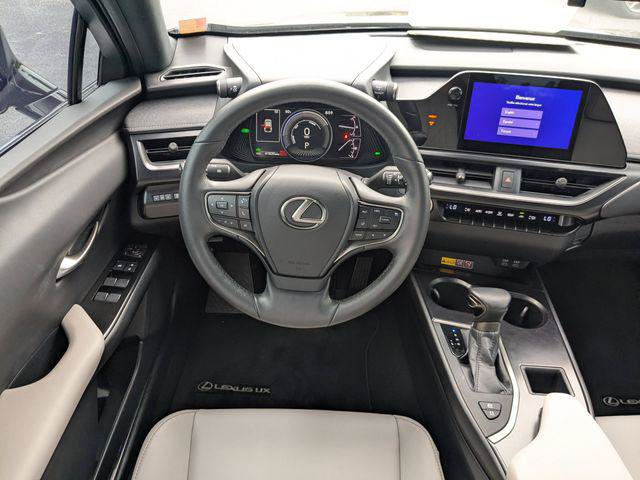 Certified 2024 Lexus UX 250h FWD image 16