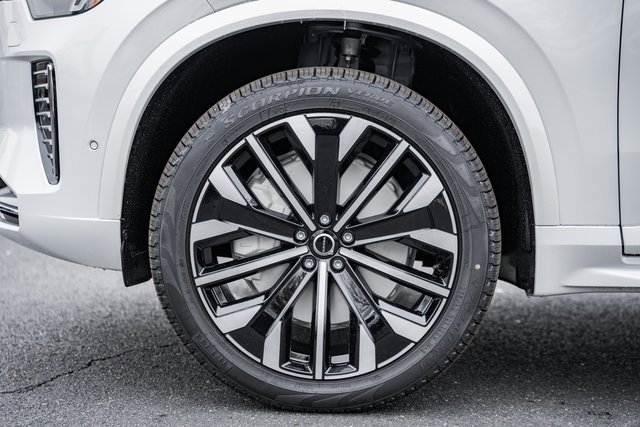New 2026 Volvo XC90 B6 Ultra image 16