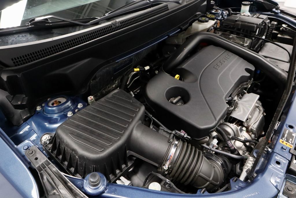 Used 2024 Chevrolet Equinox LT w/ LPO, Floor Liner Package image 18