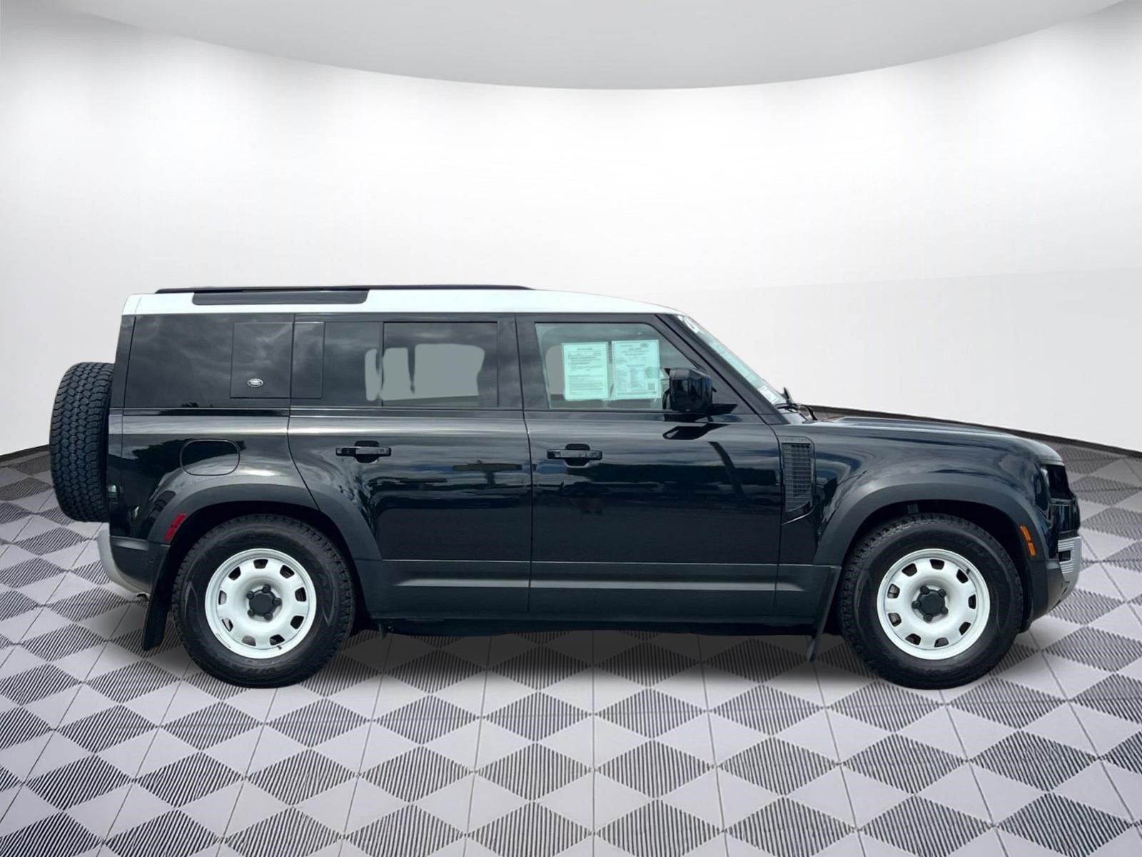 Certified 2024 Land Rover Defender 110 S AWD/4WD image 7