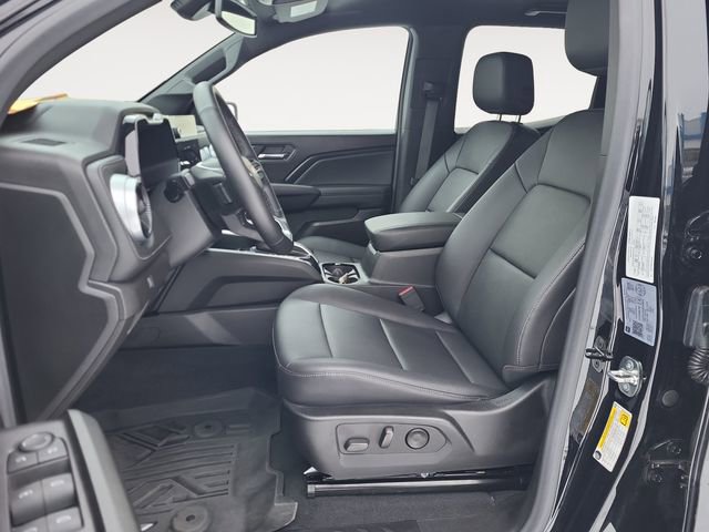 Used 2023 Chevrolet Colorado LT image 11