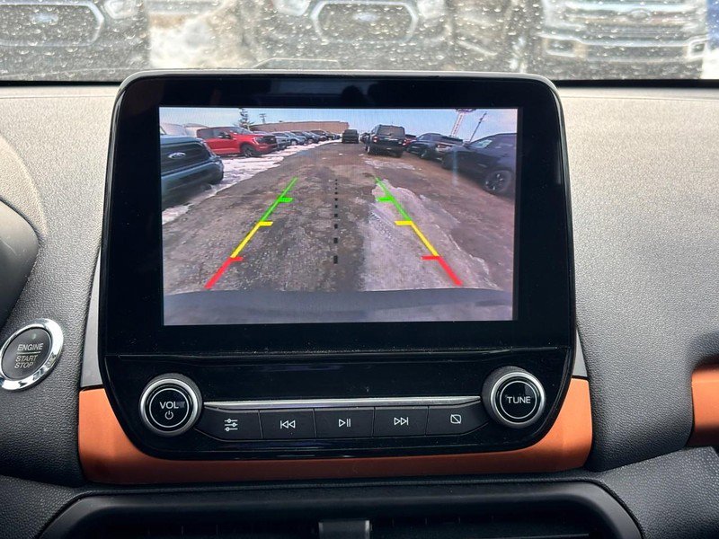 Used 2021 Ford EcoSport SE w/ SE Appearance Package image 25