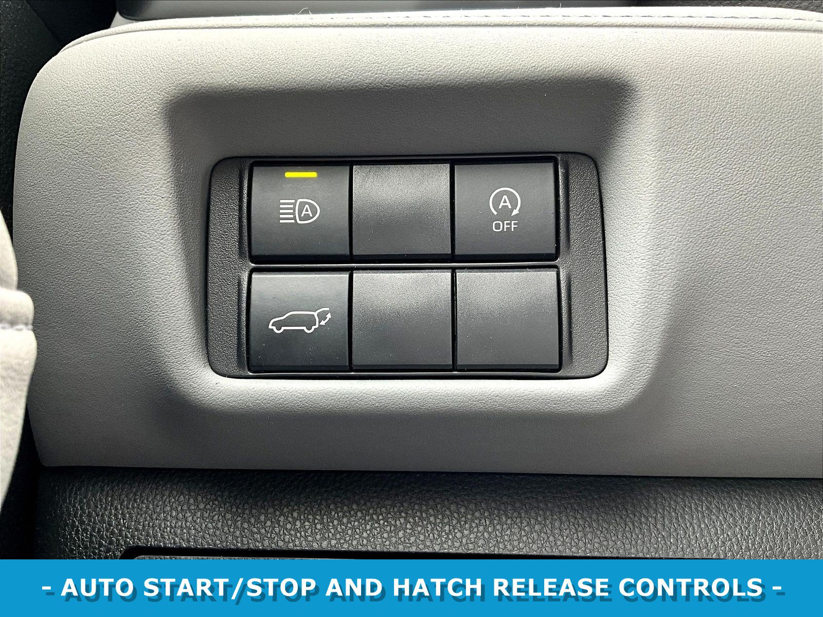 Used 2024 Toyota Highlander XLE AWD/4WD image 40