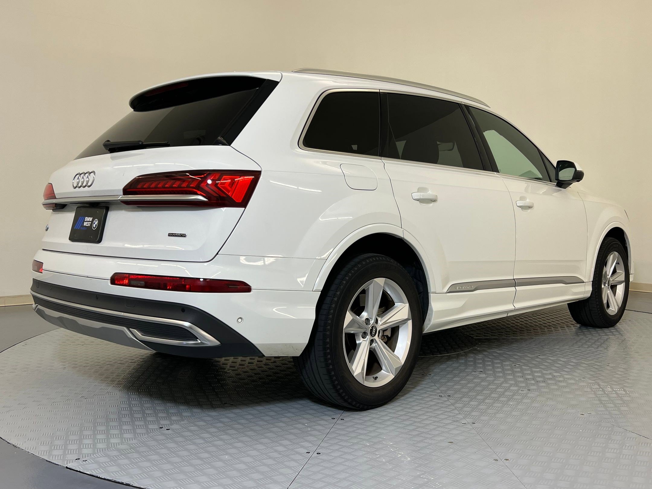 Used 2022 Audi Q7 2.0T Premium Plus w/ Premium Plus Package image 9