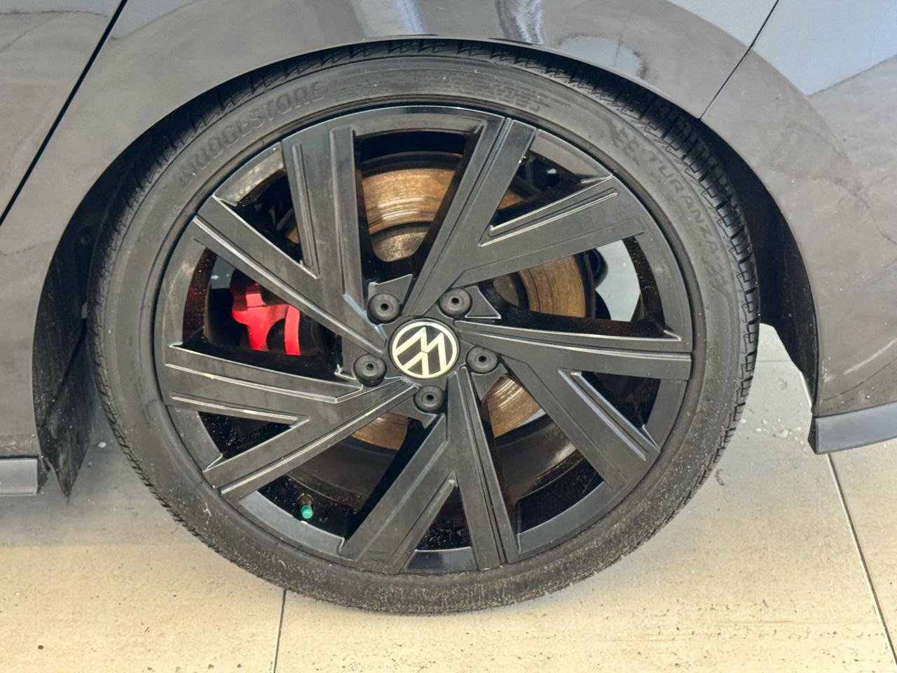 Used 2022 Volkswagen GTI SE FWD image 36