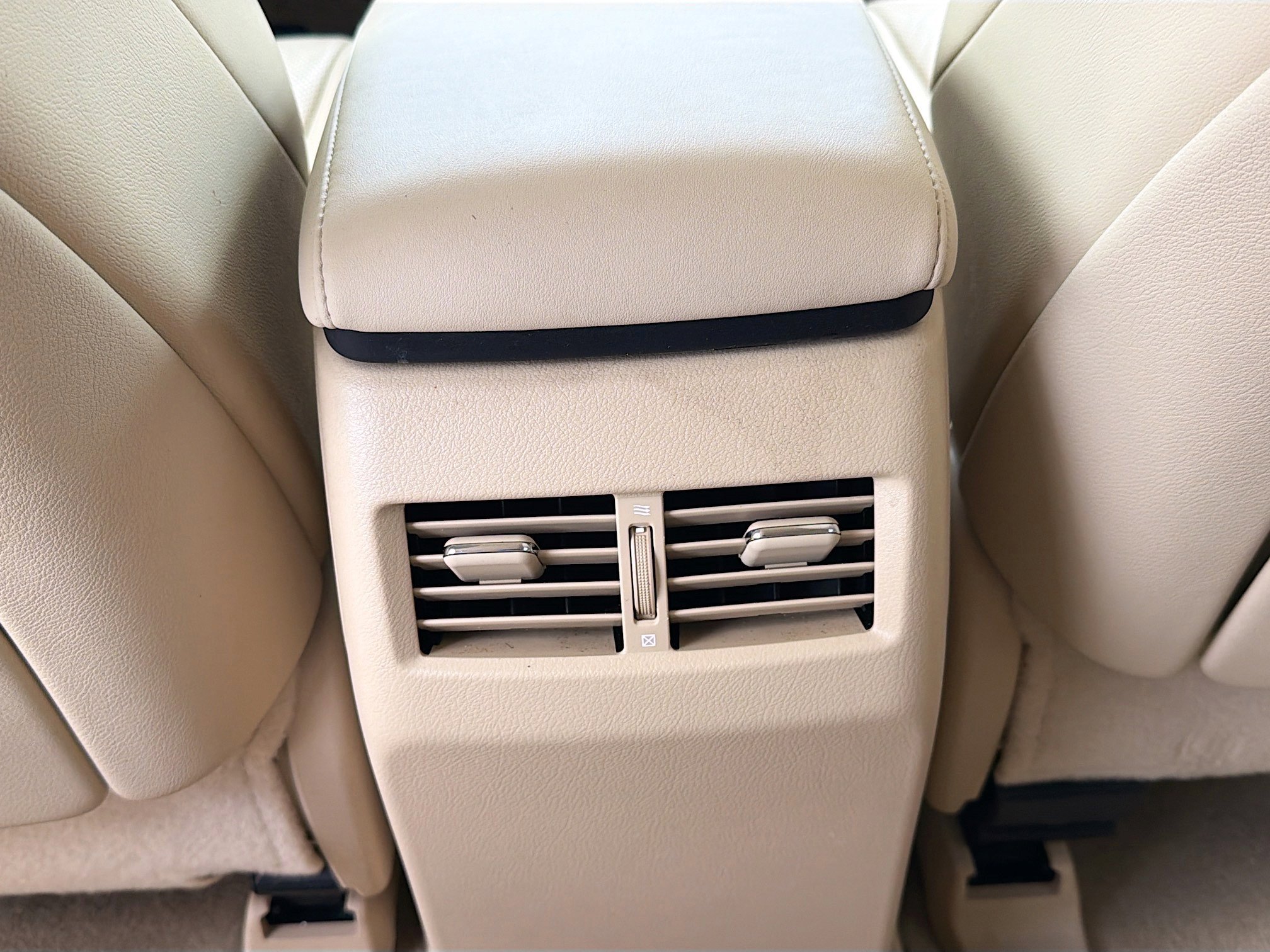 Used 2012 Lexus RX 350 FWD w/ Premium Pkg image 19
